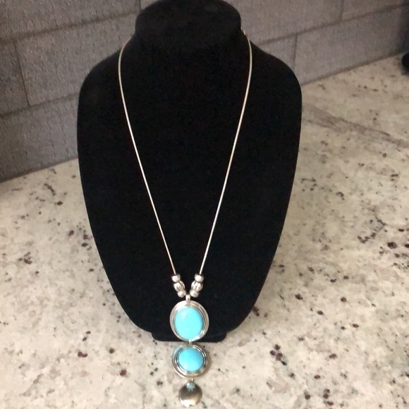 70s inspired Fashion long necklace w faux turquoise stones - Picture 5 of 9